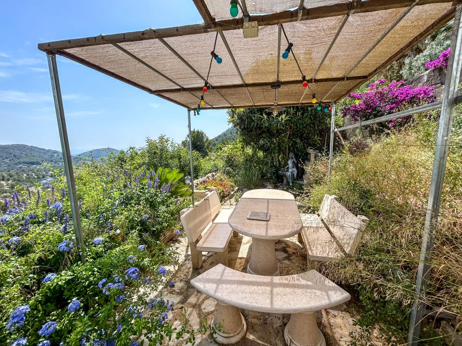 3 slaapkamer Villa te koop in Oliva - € 250.000 (Ref: 9084606)