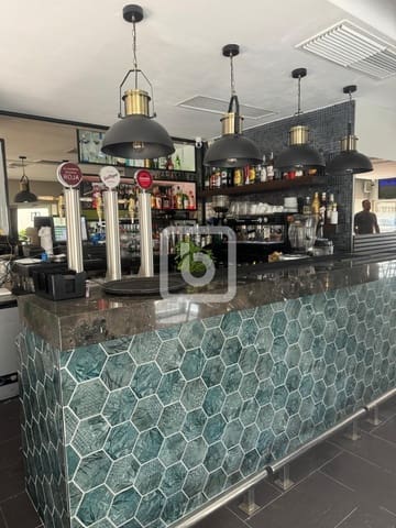 Restaurant/Bar til salg i Moraira, Teulada-Moraira - € 140.000 (Ref: 9103953)
