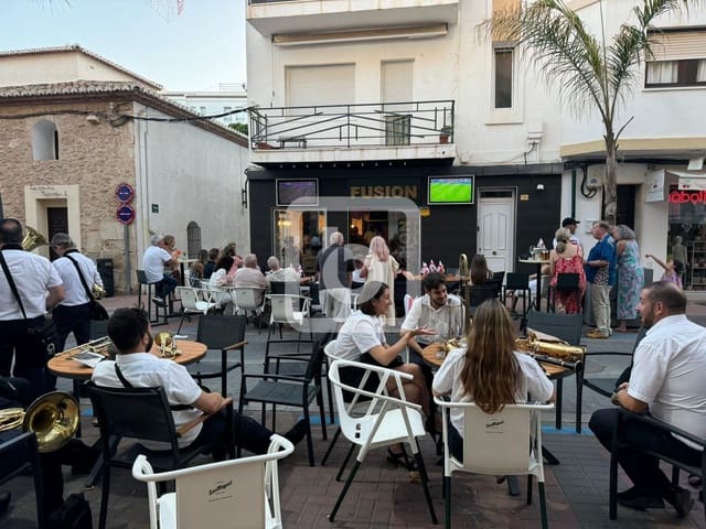Restaurant/Bar til salg i Moraira, Teulada-Moraira - € 140.000 (Ref: 9103953)