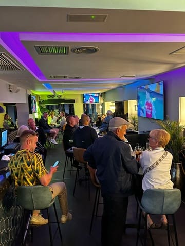 Restaurant/Bar for sale in Casco Urbano, Teulada-Moraira - € 140,000 (Ref: 9103953)