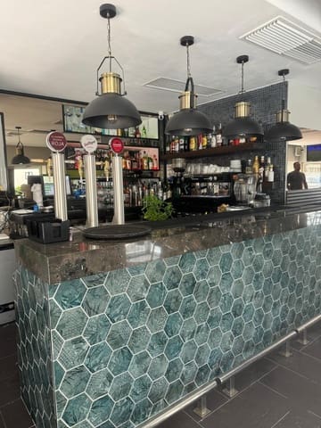 Restaurant/Bar for sale in Casco Urbano, Teulada-Moraira - € 140,000 (Ref: 9103953)