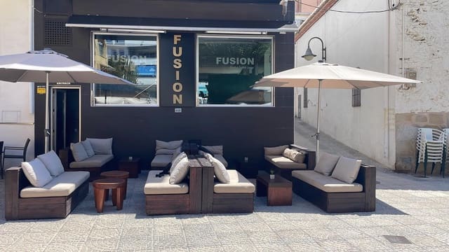 Restaurant/Bar for sale in Casco Urbano, Teulada-Moraira - € 140,000 (Ref: 9103953)