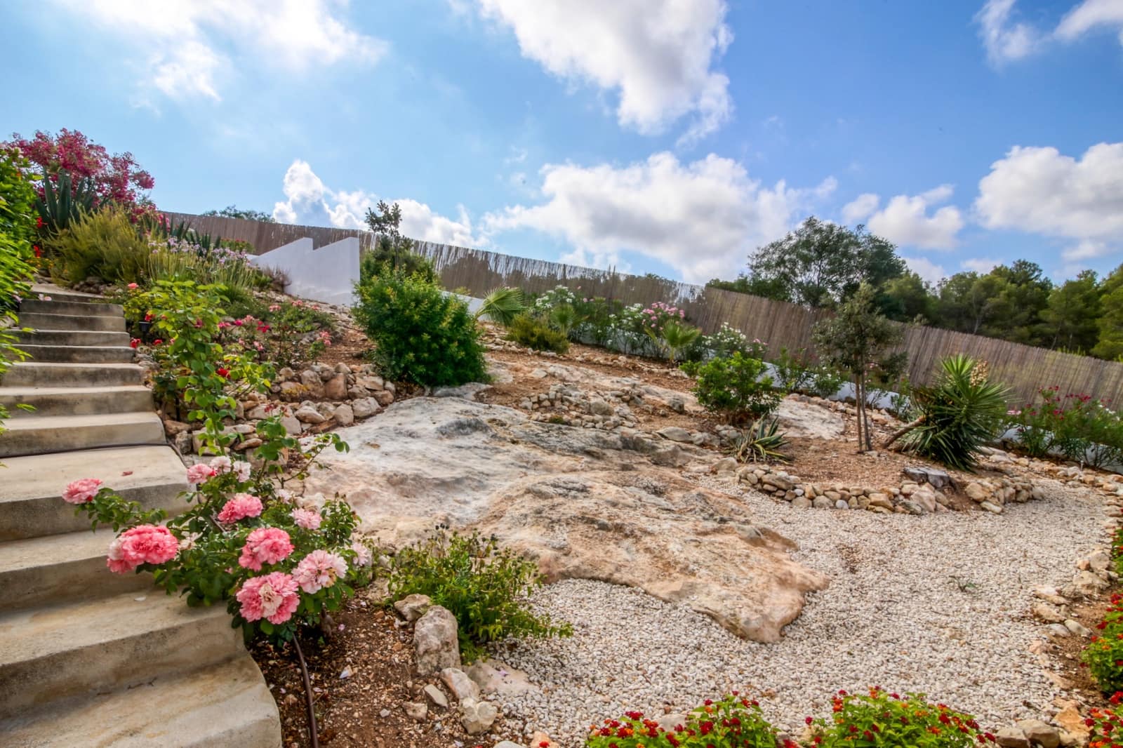 Chalet de 4 habitaciones en Javea / Xàbia en venta con piscina - 750.000 € (Ref: 9111811)