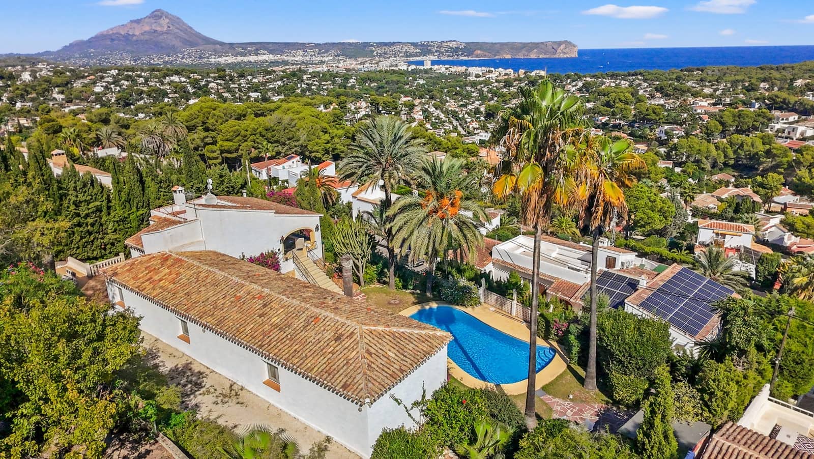 5 slaapkamer Villa te koop in Javea / Xabia met zwembad - € 1.299.950 (Ref: 9115707)
