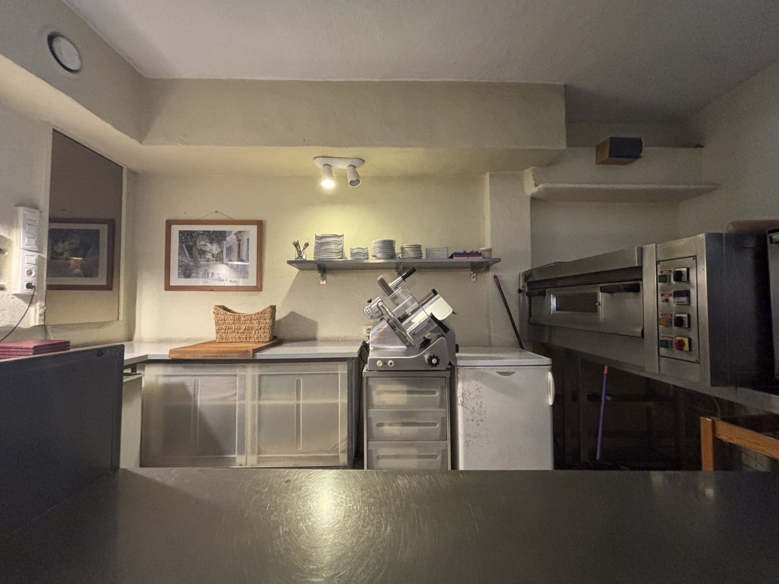 Commercial for sale in Moraira - € 129,000 (Ref: 9115708)