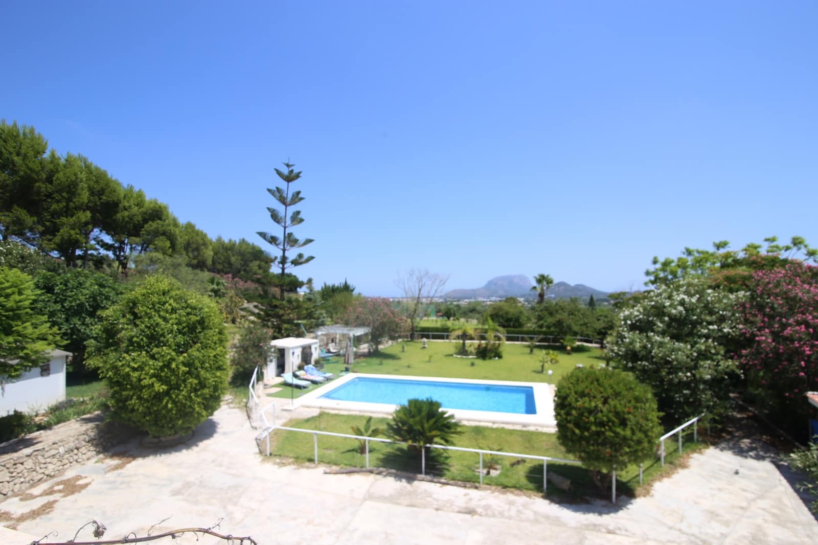 4 soveværelse Villa til salg i Beniarbeig med swimmingpool - € 899.950 (Ref: 9126475)