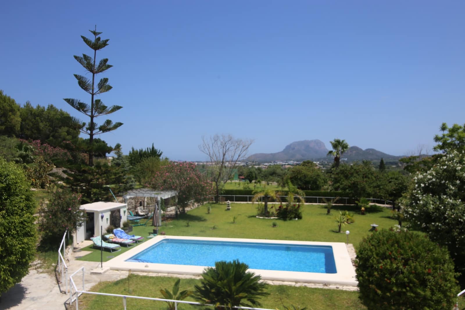 4 soveværelse Villa til salg i Beniarbeig med swimmingpool - € 899.950 (Ref: 9126475)