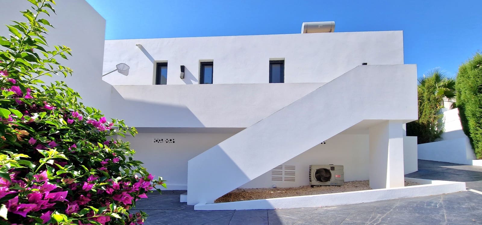 4 Zimmer Villa zu verkaufen in Moraira mit Pool - 1.495.000 € (Ref: 9126476)