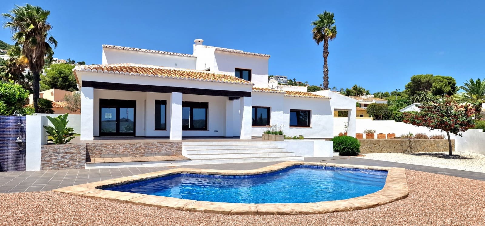 4 soveværelse Villa til salg i Moraira med swimmingpool - € 1.440.000 (Ref: 9136842)