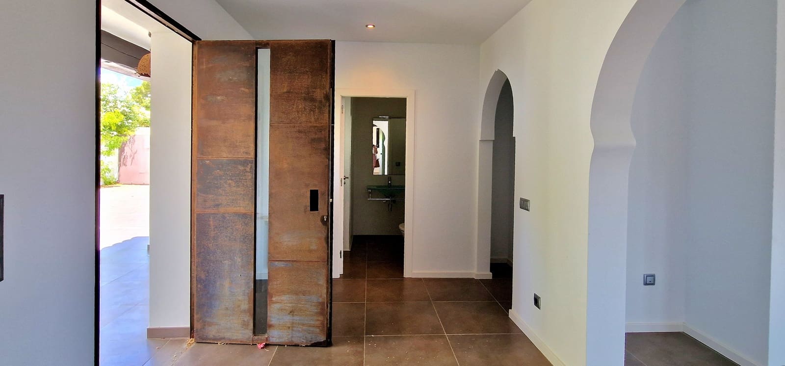 4 soveværelse Villa til salg i Moraira med swimmingpool - € 1.440.000 (Ref: 9136842)