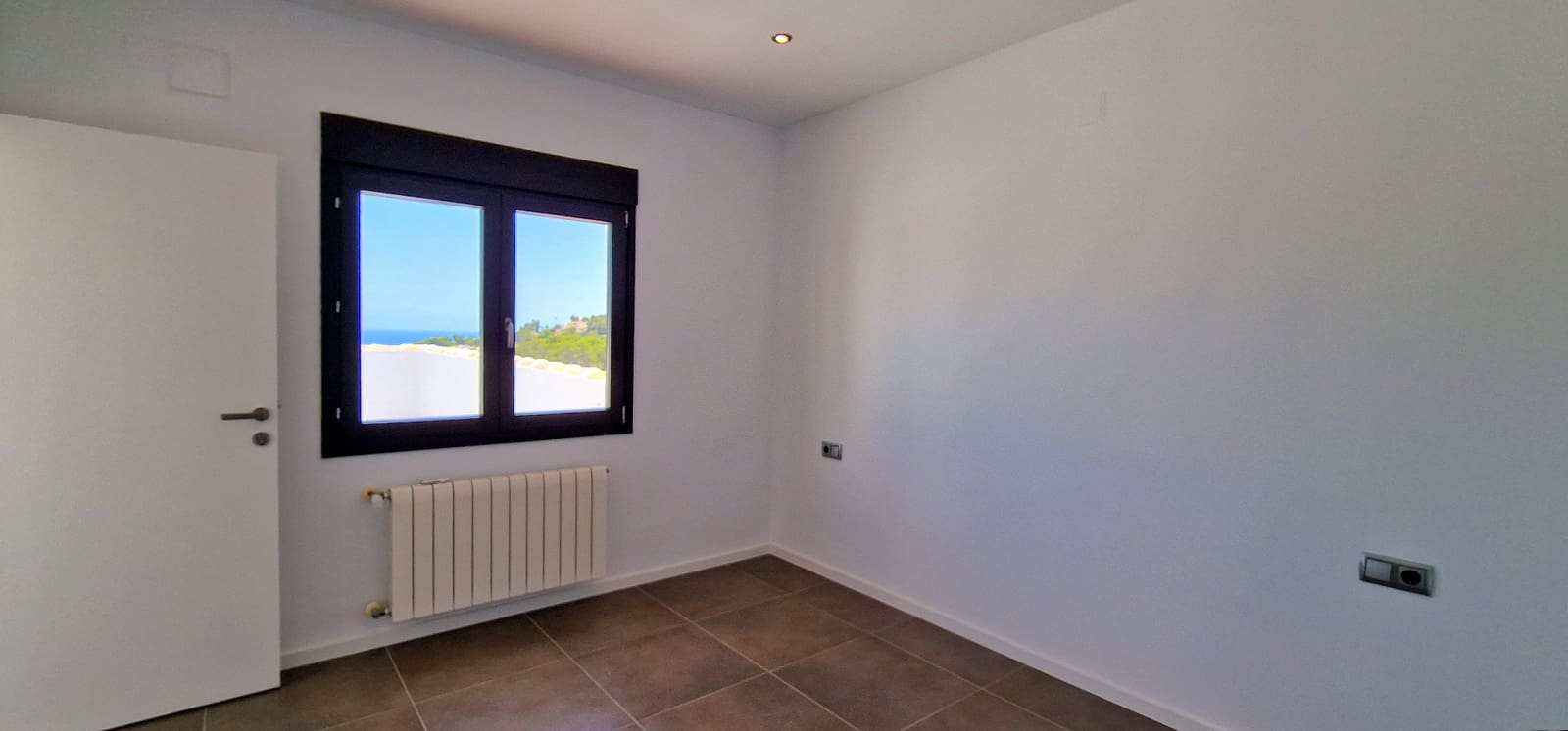 4 soveværelse Villa til salg i Moraira med swimmingpool - € 1.440.000 (Ref: 9136842)