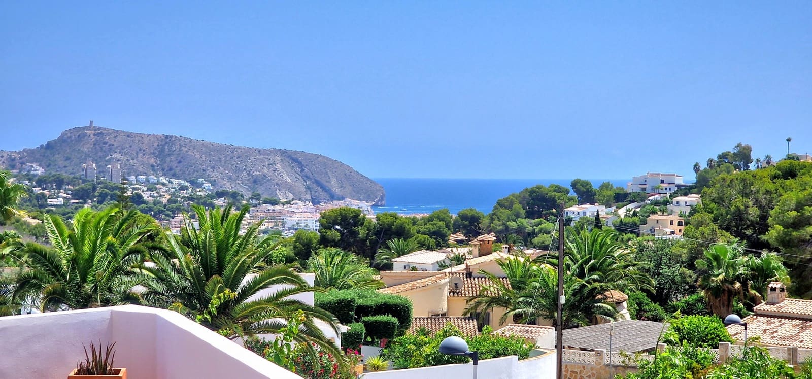 4 soveværelse Villa til salg i Moraira med swimmingpool - € 1.440.000 (Ref: 9136842)