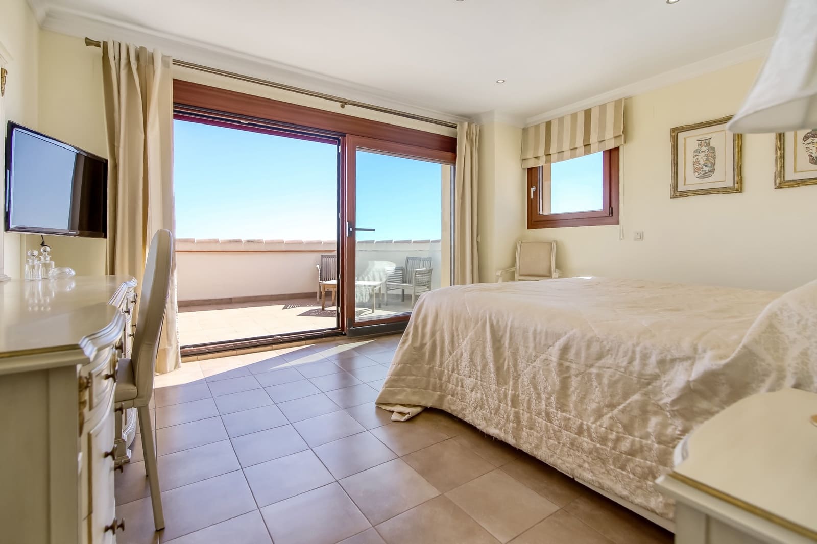 4 soveværelse Villa til salg i Moraira med swimmingpool - € 1.399.000 (Ref: 9146410)