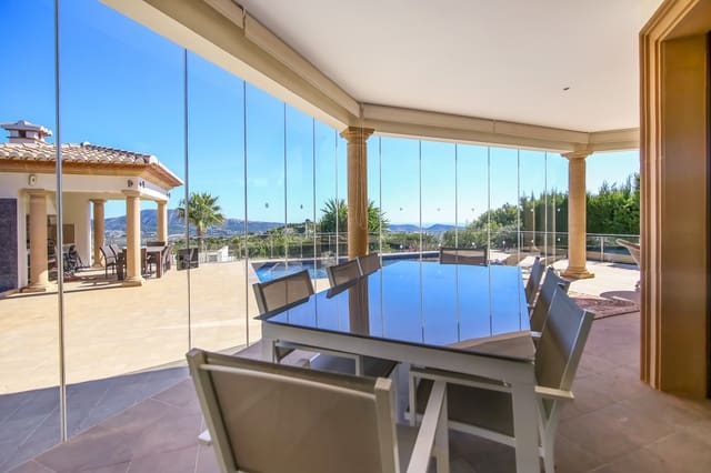 4 Zimmer Villa zu verkaufen in Casco Urbano, Teulada-Moraira mit Pool - 1.399.000 € (Ref: 9146410)