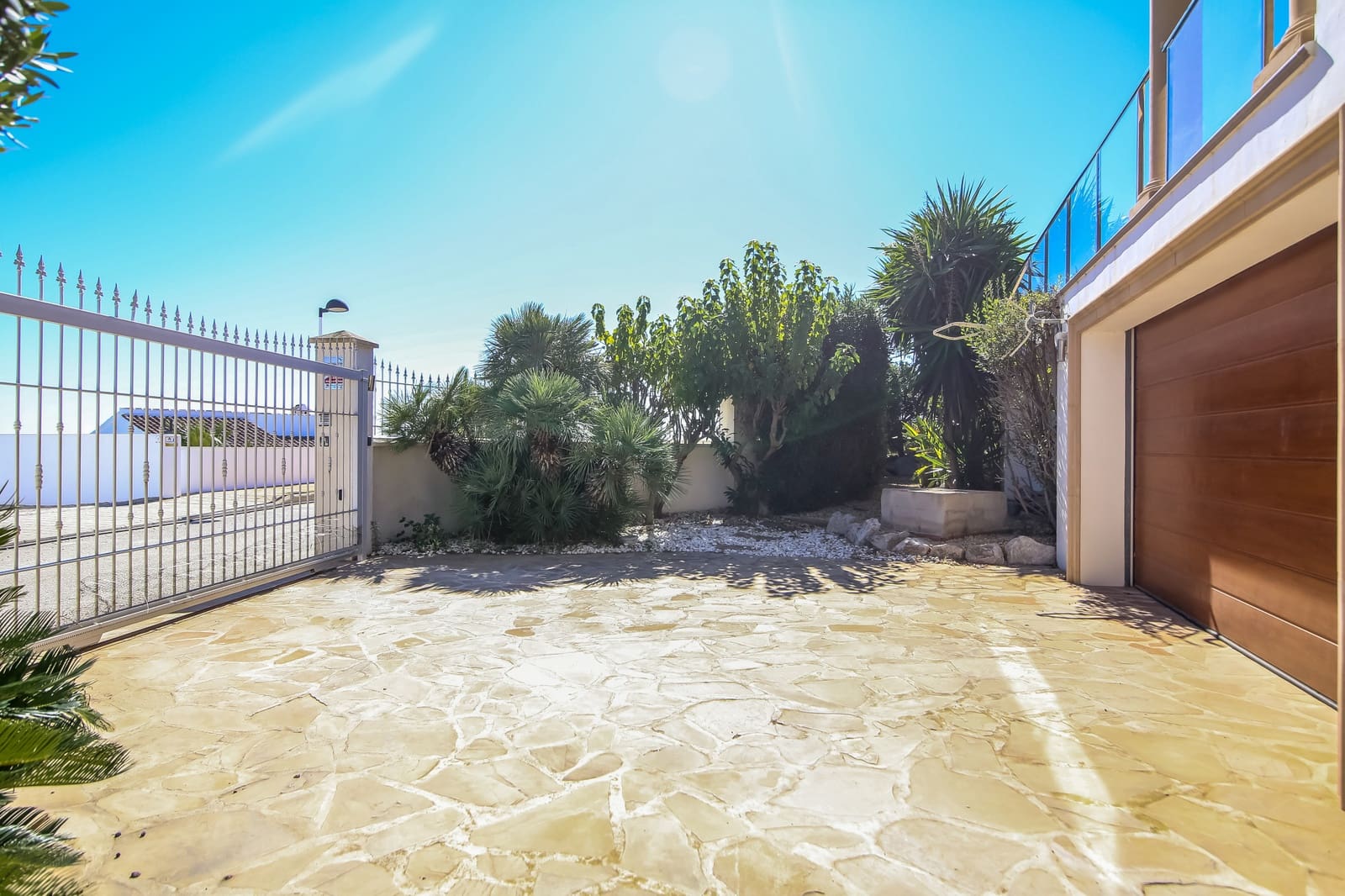 4 soveværelse Villa til salg i Moraira med swimmingpool - € 1.399.000 (Ref: 9146410)