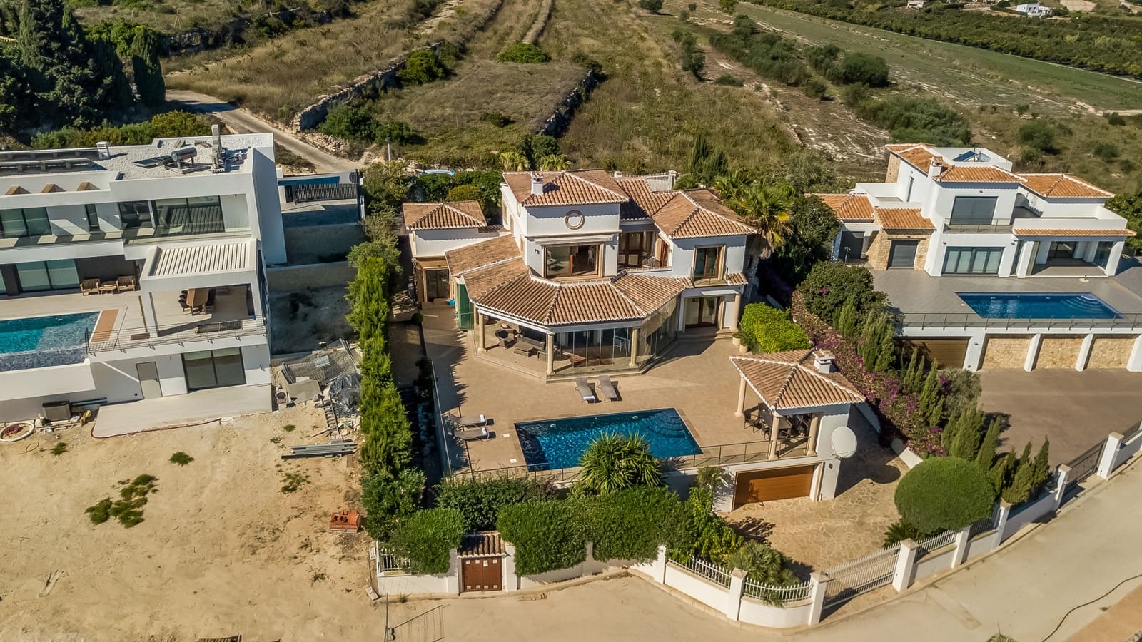 4 soveværelse Villa til salg i Moraira med swimmingpool - € 1.399.000 (Ref: 9146410)