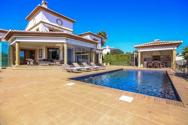 4 Zimmer Villa zu verkaufen in Casco Urbano, Teulada-Moraira mit Pool - 1.399.000 € (Ref: 9146410)