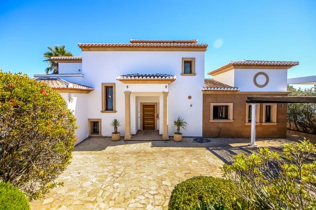 4 Zimmer Villa zu verkaufen in Casco Urbano, Teulada-Moraira mit Pool - 1.399.000 € (Ref: 9146410)