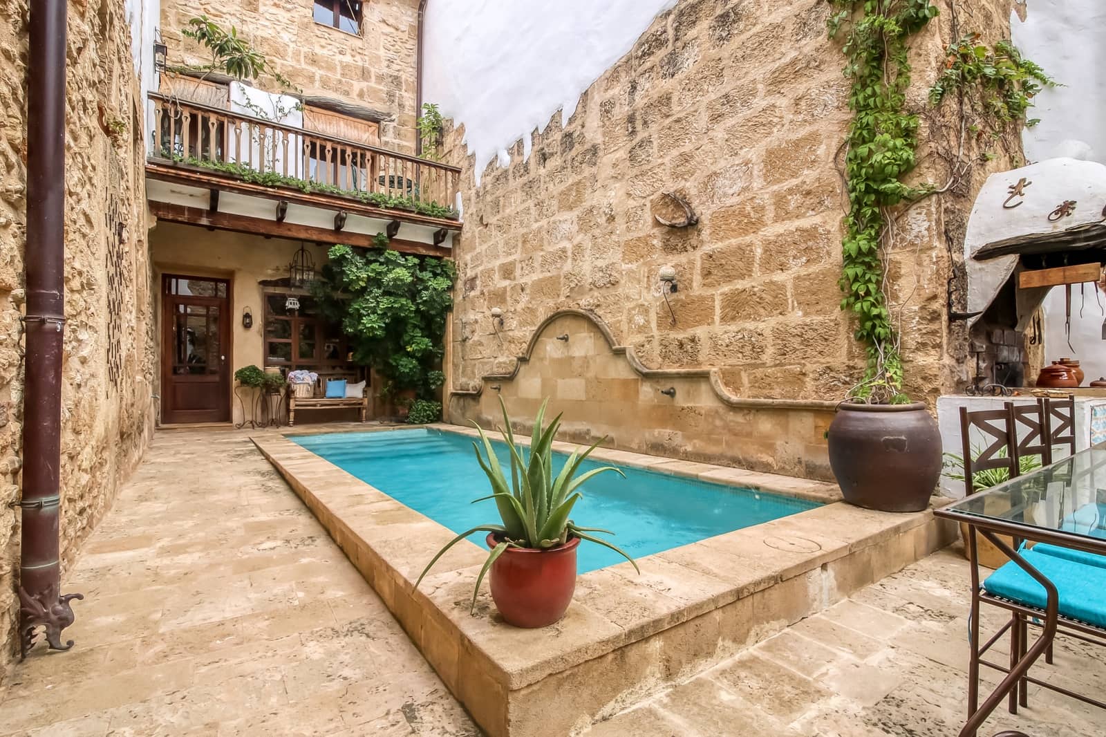 7 soveværelse Byhus til salg i Javea / Xabia med swimmingpool - € 1.995.000 (Ref: 9146411)