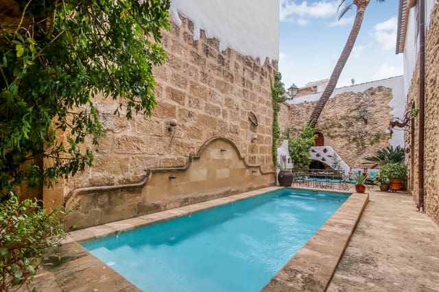 7 bedroom Townhouse for sale in Javea / Xàbia with pool - € 1,995,000 (Ref: 9146411)