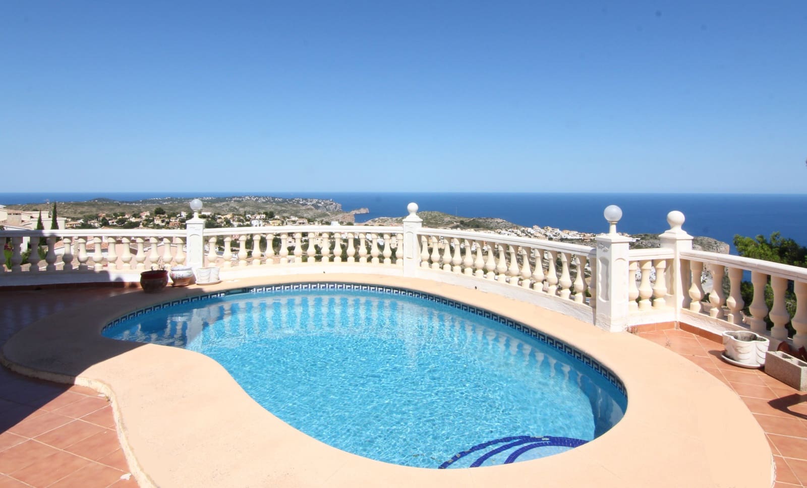 3 quarto Moradia para venda em Cumbre del Sol com piscina - 575 000 € (Ref: 9146706)