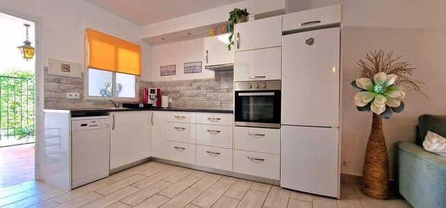 3 sypialnia Dom na sprzedaż w Centro Urbano, Dénia z basenem - 399 900 € (Ref: 9151073)