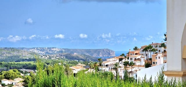 3 bedroom Semi-detached Villa for sale in Benitachell / Benitatxell with pool - € 345,000 (Ref: 9161796)