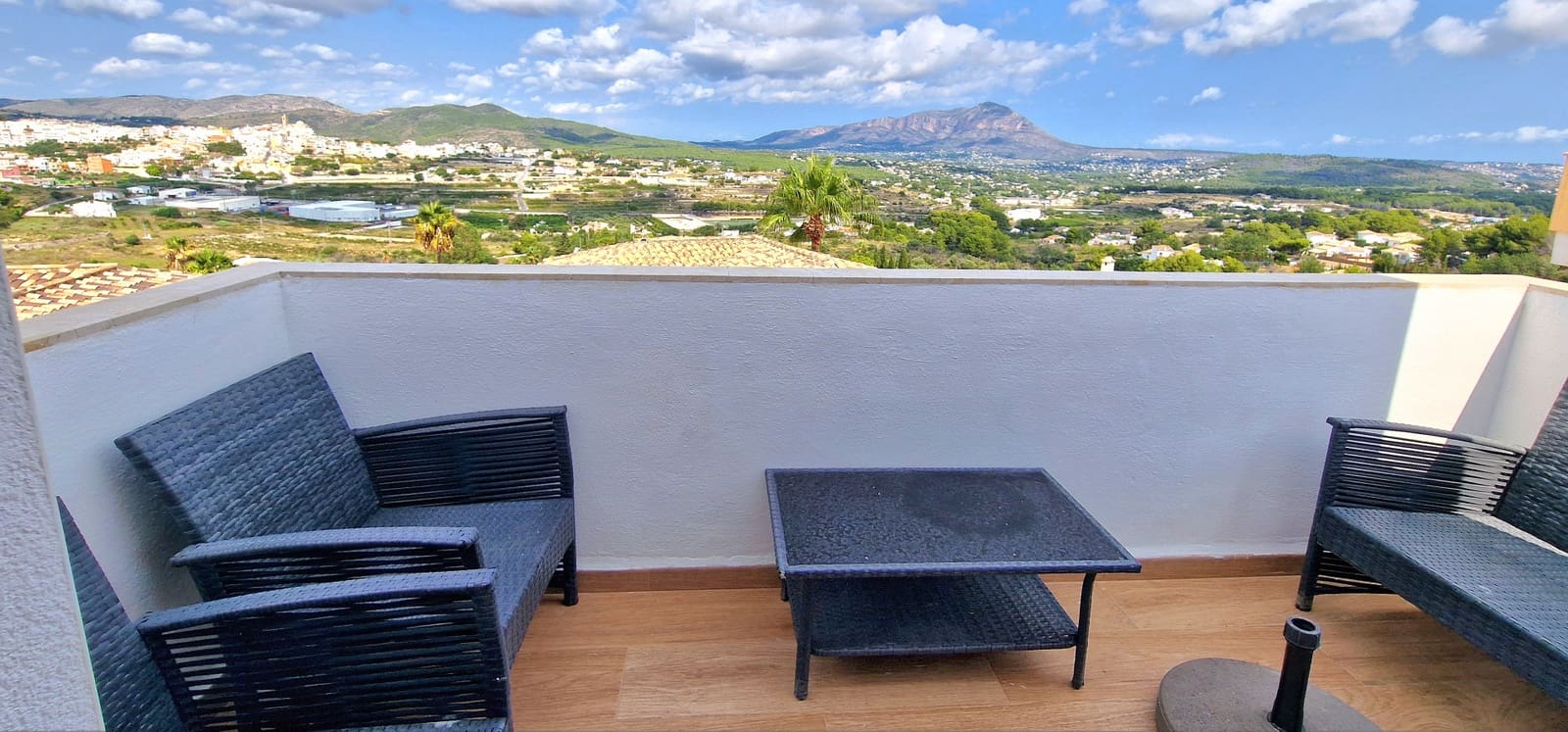 3 soveværelse Semi-Rækkehus til salg i Benitachell / Benitatxell med swimmingpool - € 345.000 (Ref: 9161796)