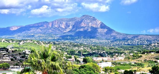 3 bedroom Semi-detached Villa for sale in Benitachell / Benitatxell with pool - € 345,000 (Ref: 9161796)