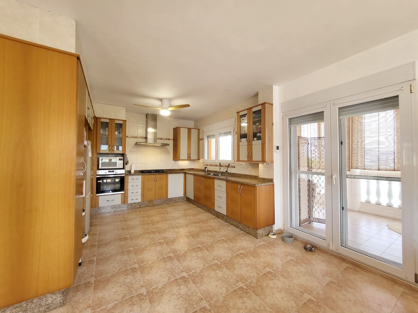 6 soverom Villa til salgs i Rotova med svømmebasseng - € 448 000 (Ref: 9163159)