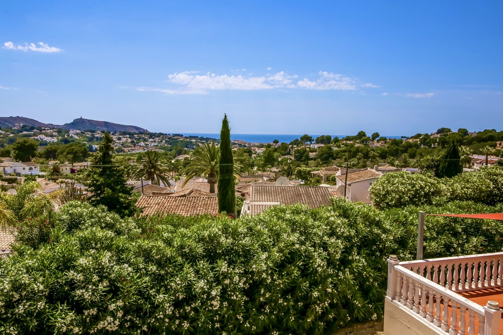 6 soveværelse Villa til salg i Moraira med swimmingpool - € 950.000 (Ref: 9170661)