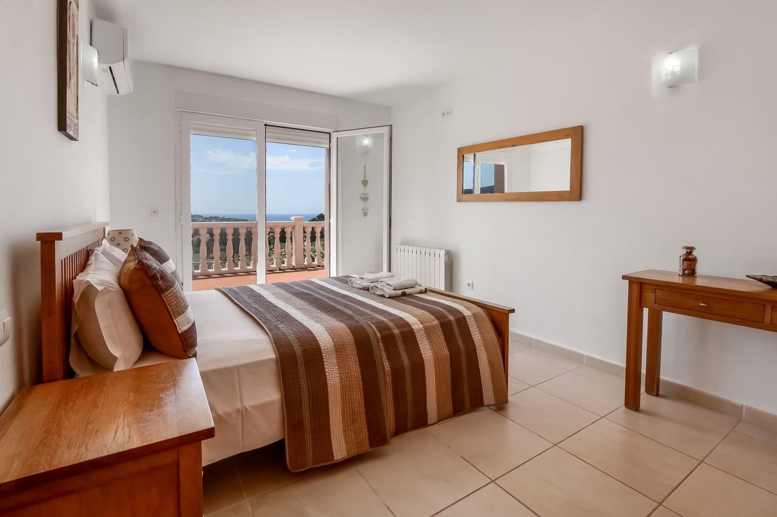 6 soveværelse Villa til salg i Moraira med swimmingpool - € 950.000 (Ref: 9170661)