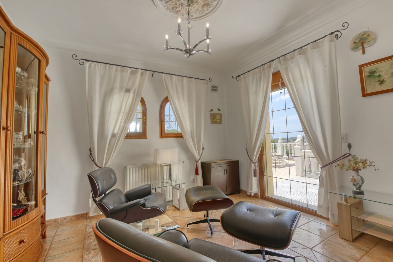 4 soveværelse Villa til salg i Moraira med swimmingpool - € 675.000 (Ref: 9175880)