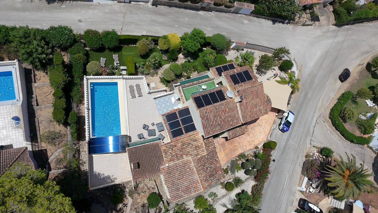 4 soveværelse Villa til salg i Moraira med swimmingpool - € 675.000 (Ref: 9175880)