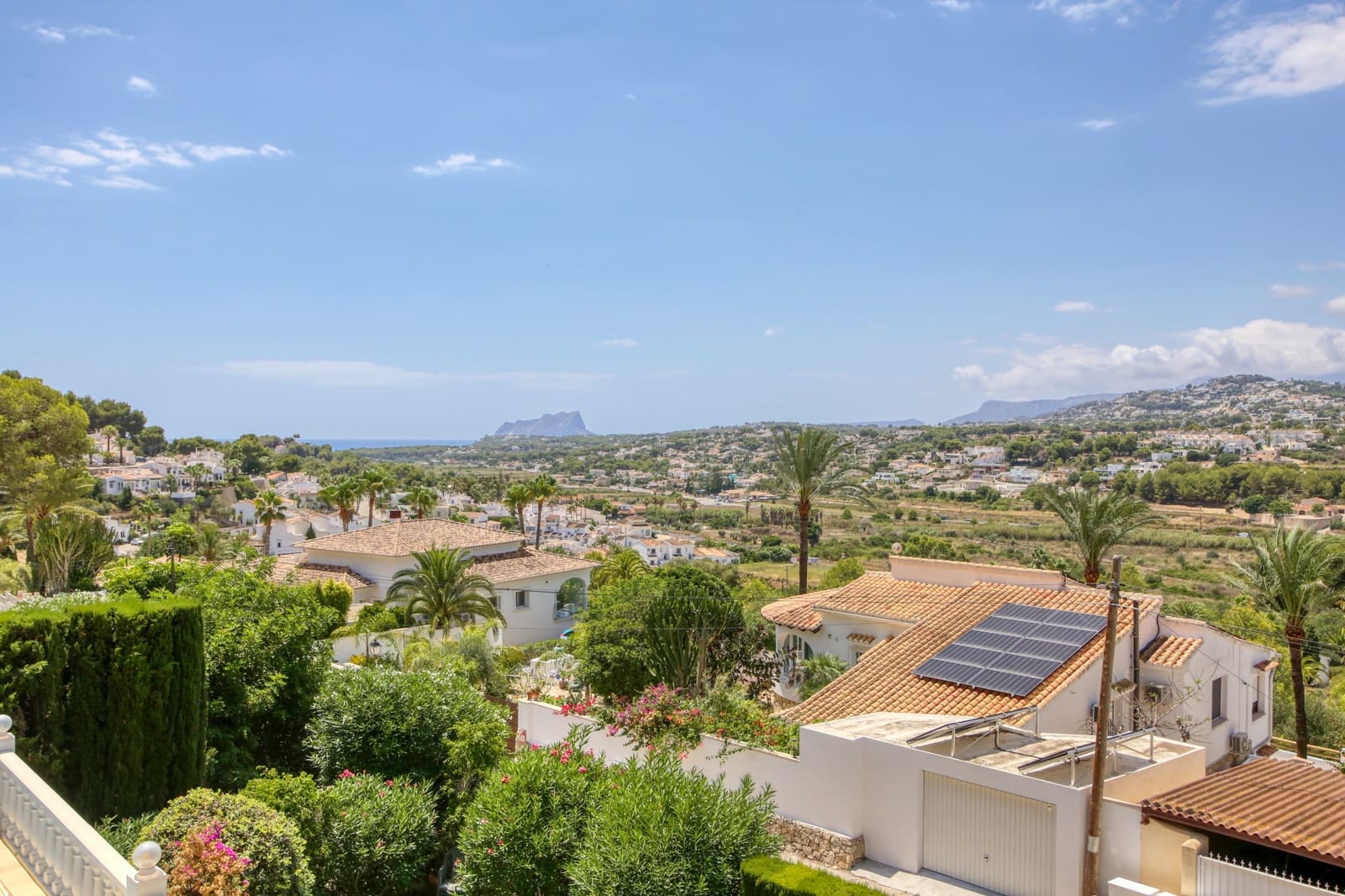 4 soveværelse Villa til salg i Moraira med swimmingpool - € 675.000 (Ref: 9175880)