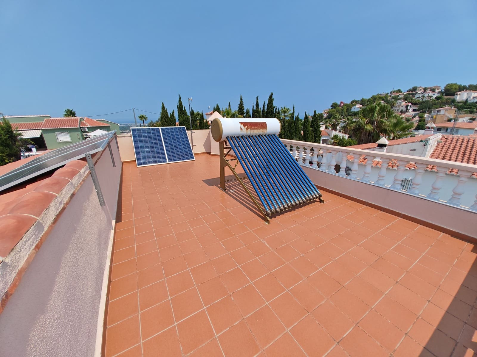 3 soveværelse Villa til salg i Oliva med swimmingpool - € 274.999 (Ref: 9180437)