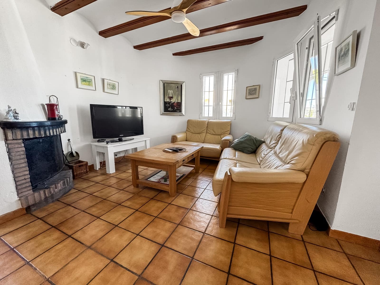 4 sypialnia Willa na sprzedaż w Javea / Xabia z basenem - 699 000 € (Ref: 9200243)