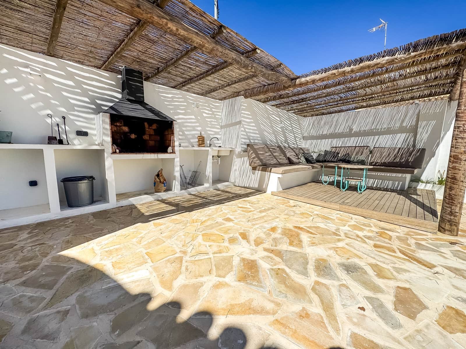 4 sypialnia Willa na sprzedaż w Javea / Xabia z basenem - 699 000 € (Ref: 9200243)