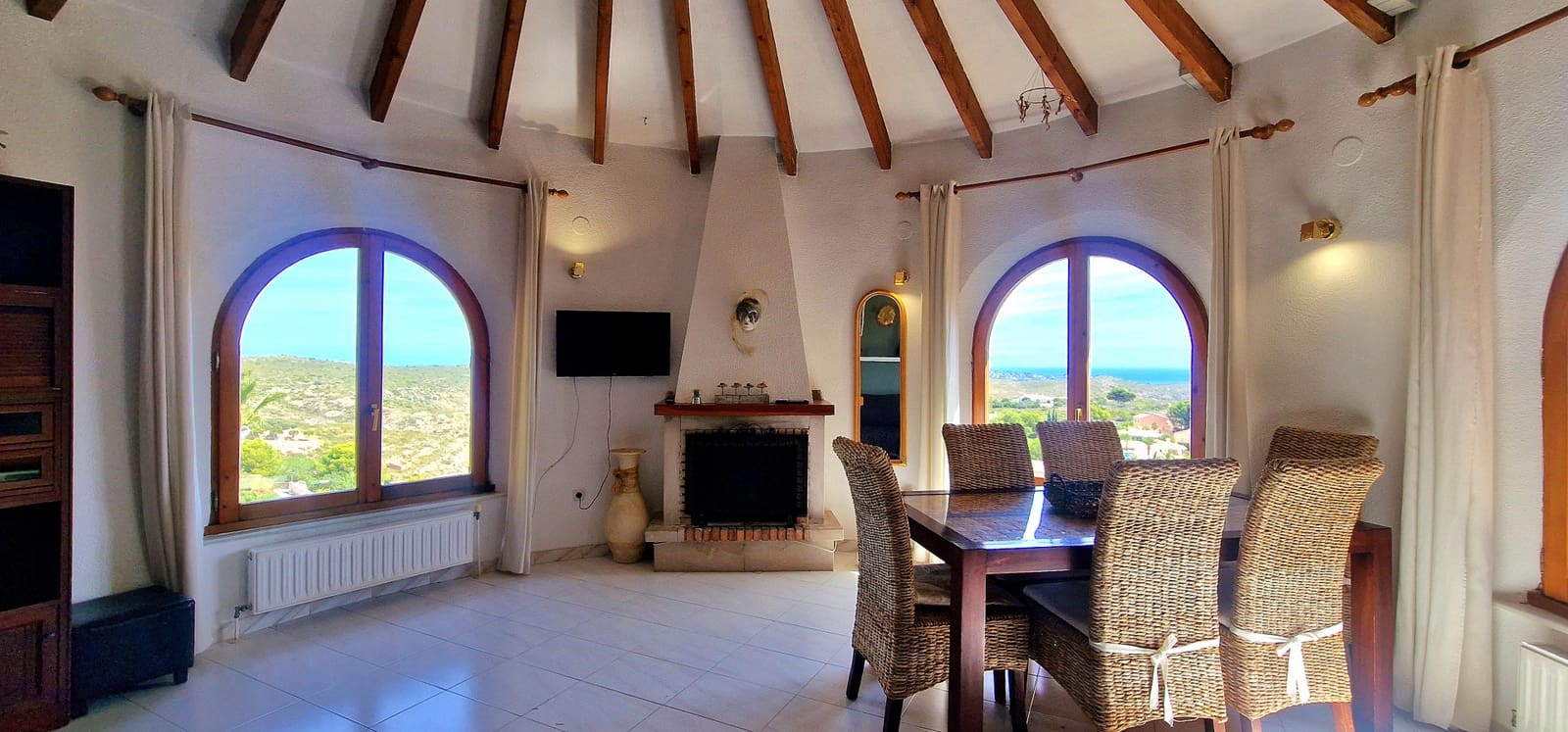 4 Zimmer Villa zu verkaufen in Cumbre del Sol mit Pool - 619.000 € (Ref: 9204200)