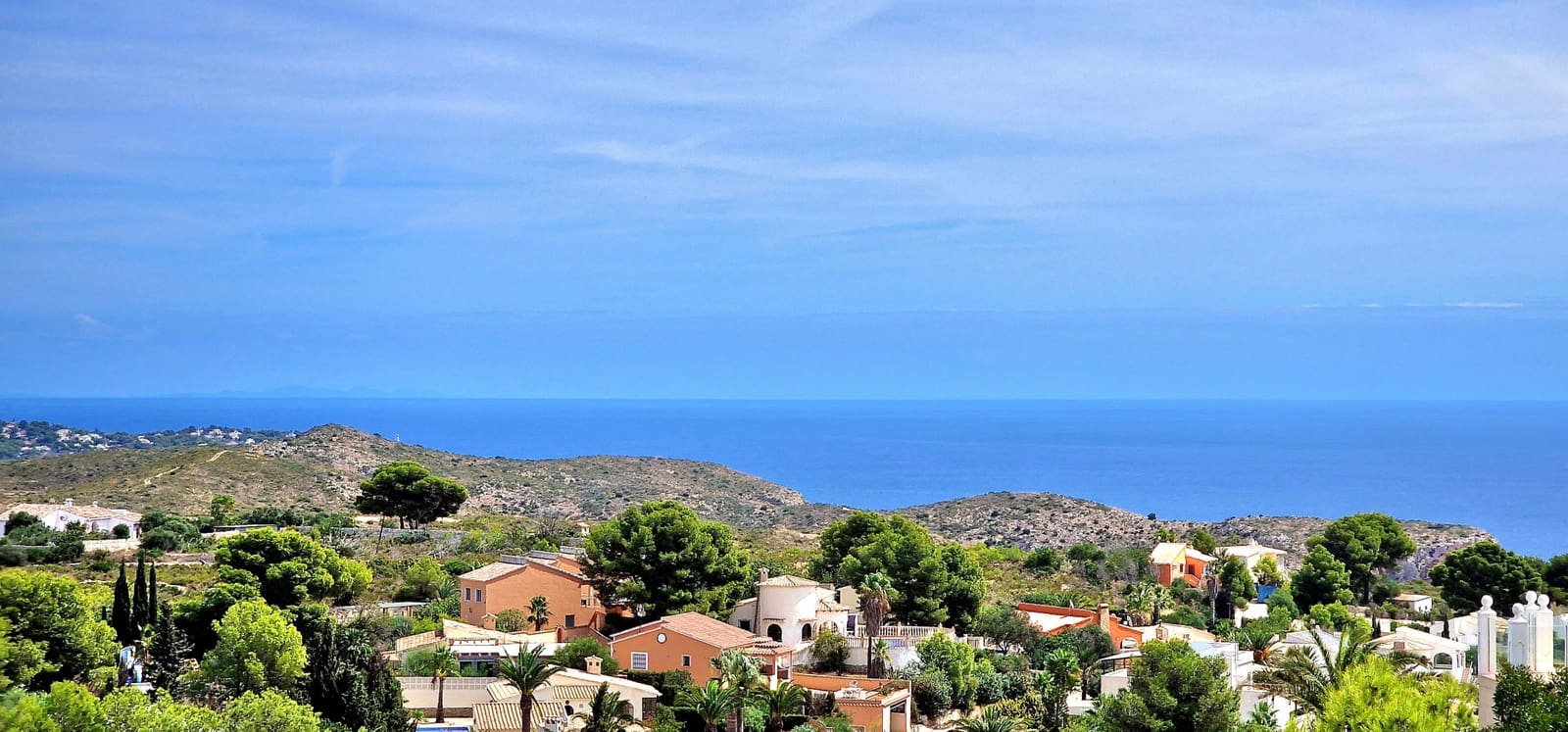 4 Zimmer Villa zu verkaufen in Cumbre del Sol mit Pool - 619.000 € (Ref: 9204200)