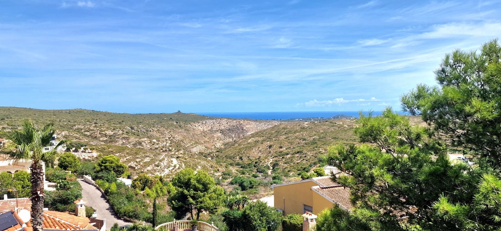 4 Zimmer Villa zu verkaufen in Cumbre del Sol mit Pool - 619.000 € (Ref: 9204200)