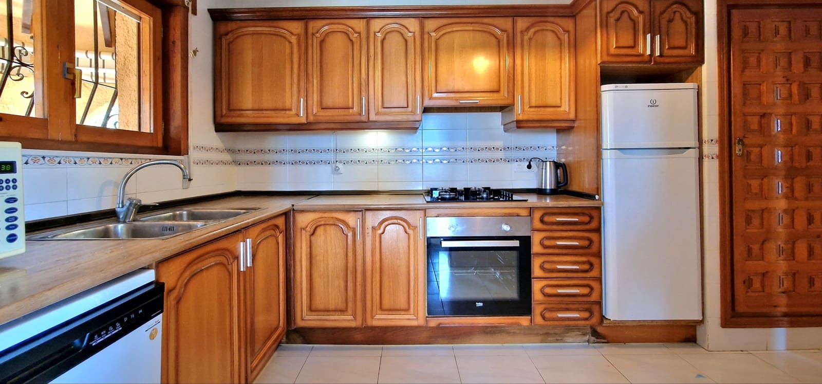 4 Zimmer Villa zu verkaufen in Cumbre del Sol mit Pool - 619.000 € (Ref: 9204200)