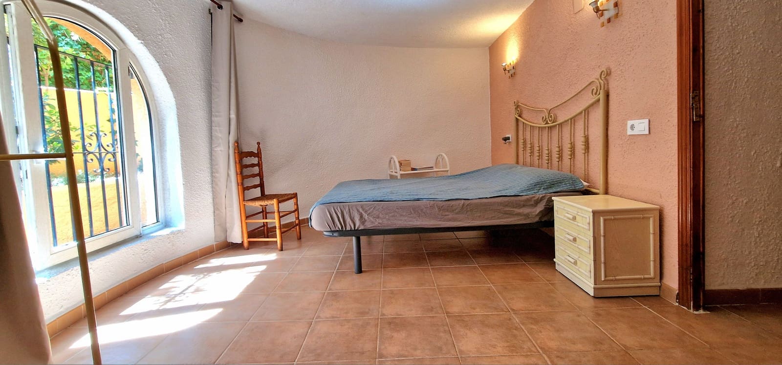 4 Zimmer Villa zu verkaufen in Cumbre del Sol mit Pool - 619.000 € (Ref: 9204200)