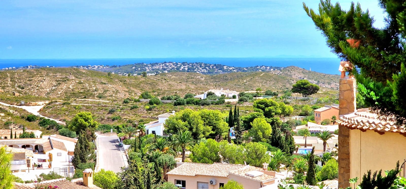 4 Zimmer Villa zu verkaufen in Cumbre del Sol mit Pool - 619.000 € (Ref: 9204200)