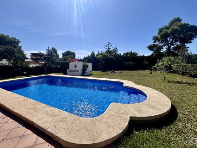 3 bedroom Villa for sale in La Granadella  - Costa Nova, Javea / Xàbia with pool - € 625,000 (Ref: 9205676)