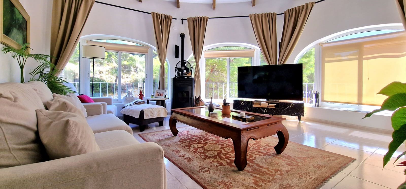 4 makuuhuone Huvila myytävänä paikassa Benissa mukana uima-altaan - 620 000 € (Ref: 9207765)