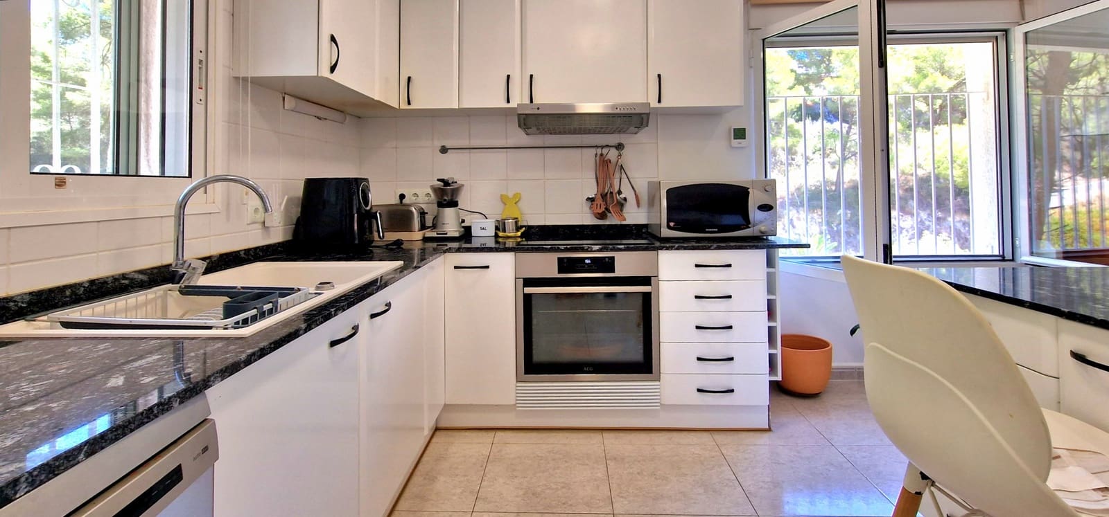 4 makuuhuone Huvila myytävänä paikassa Benissa mukana uima-altaan - 620 000 € (Ref: 9207765)