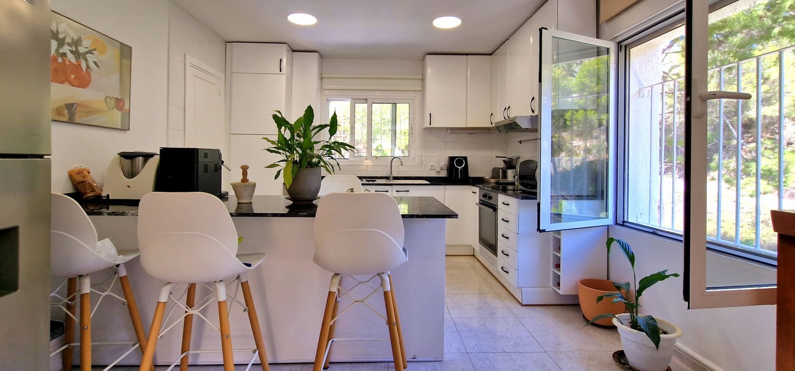 4 makuuhuone Huvila myytävänä paikassa Benissa mukana uima-altaan - 620 000 € (Ref: 9207765)