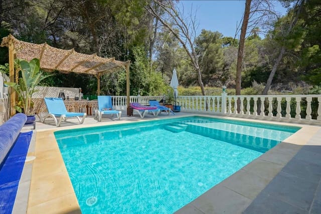 Chalet de 4 habitaciones en Benissa en venta con piscina - 620.000 € (Ref: 9207765)