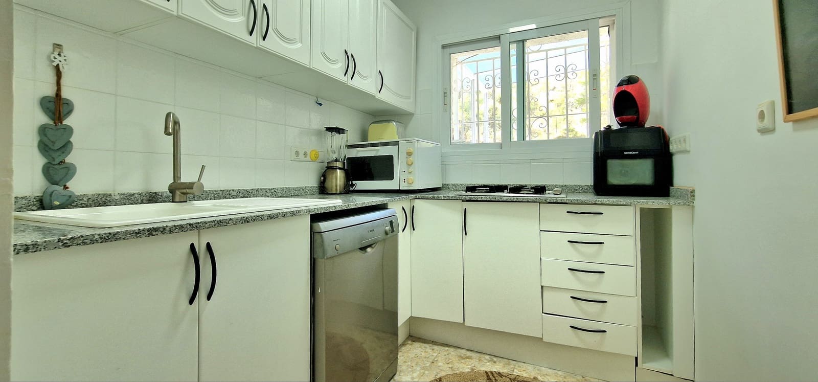 4 makuuhuone Huvila myytävänä paikassa Benissa mukana uima-altaan - 620 000 € (Ref: 9207765)